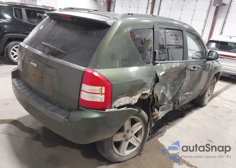 2007 Jeep Compass Sport z USA, uszkodzony, nr VIN 1J8FF47W07D427927